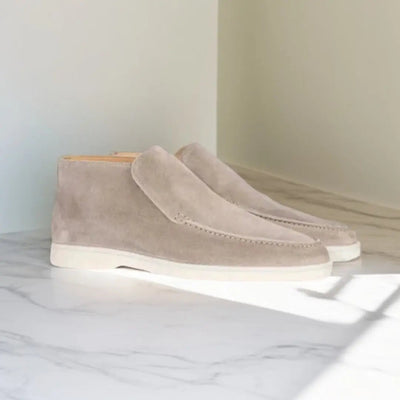 Comfortable Men's Loafers With Stitched Upper