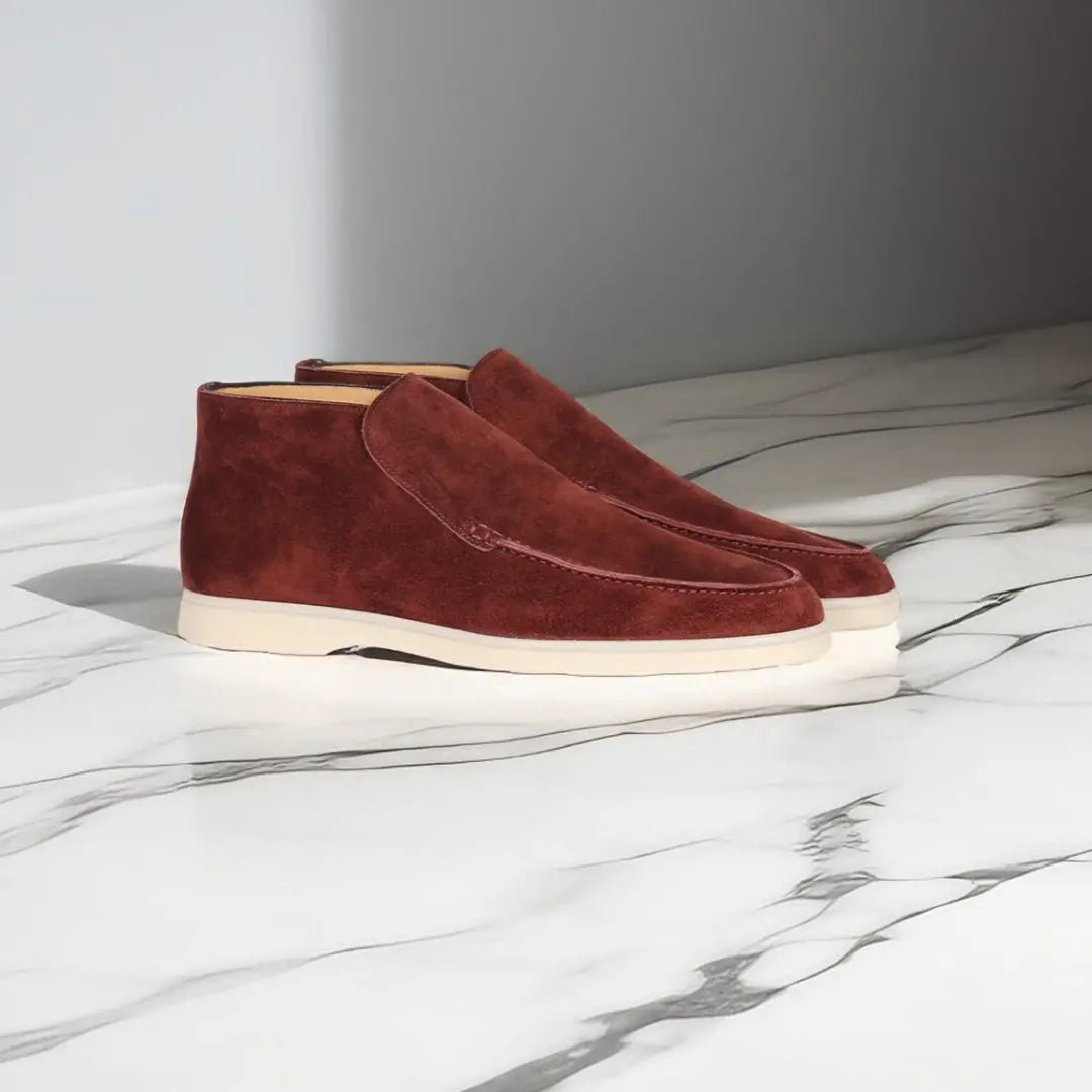 Comfortable Men's Loafers With Stitched Upper