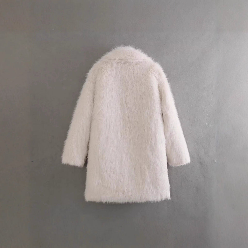 Women's Luxury Faux Fur Jacket with Elegant Fit & Warm Comfort