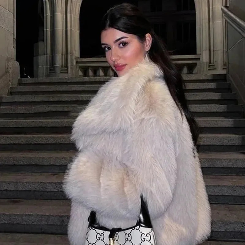 Faux Fur Winter Coat Plush Soft Warm Look Cosy