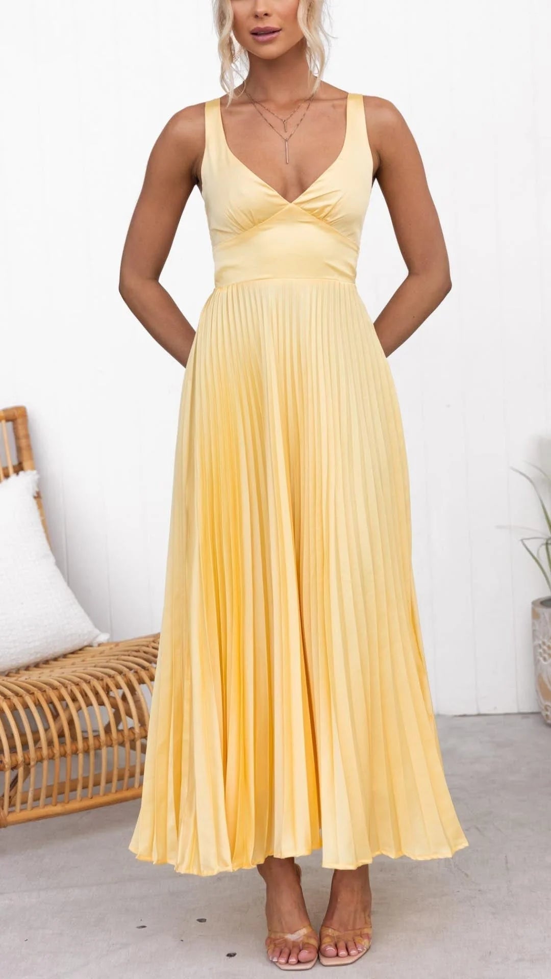 Women’s Pleated Midi Dress in Sun Yellow