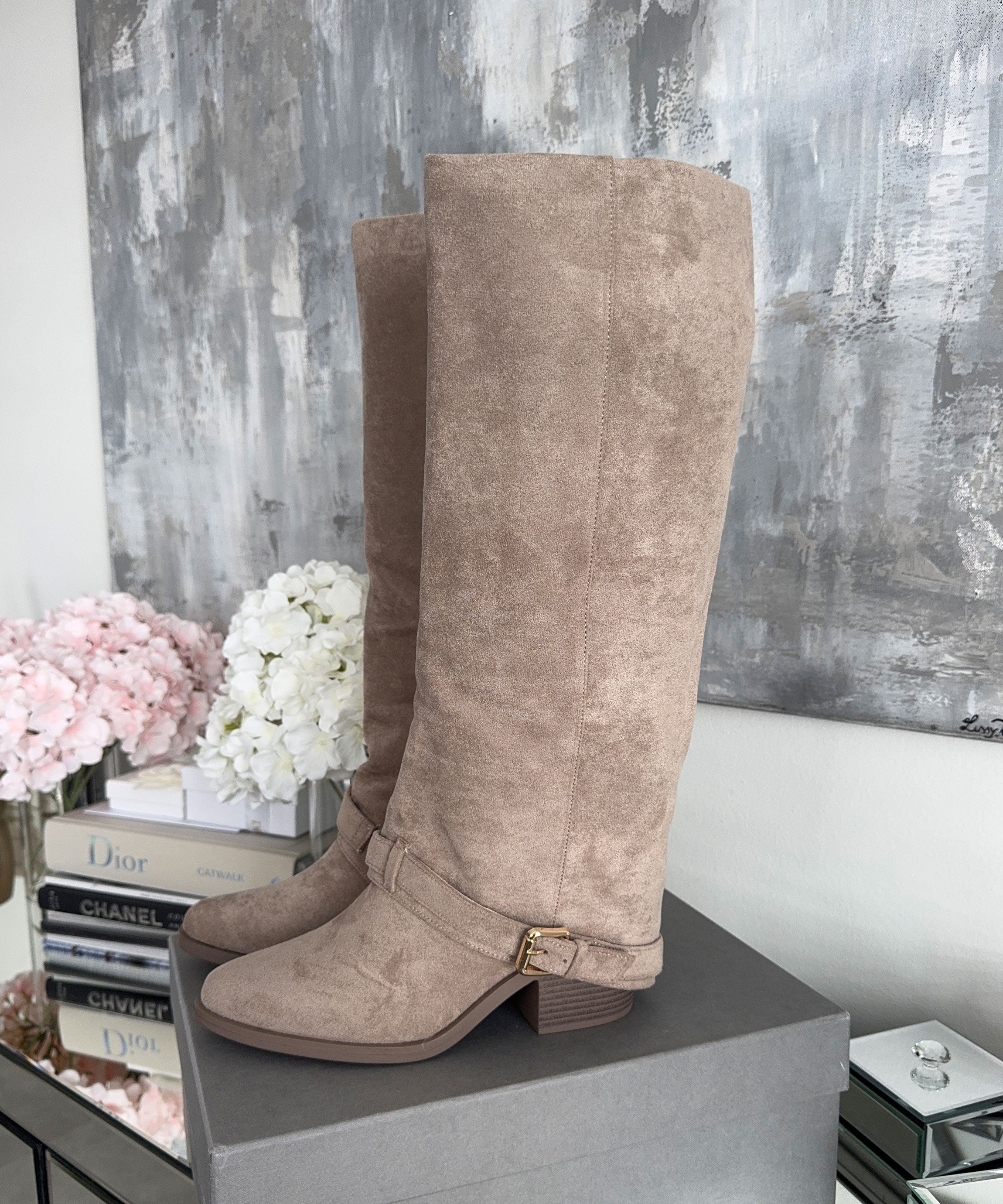 Suede Knee High Boots Beige Block Heel Round Toe Classic