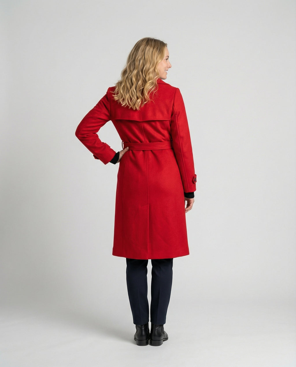 Women's Wool Coat with Double-Breasted Fit & Full Length