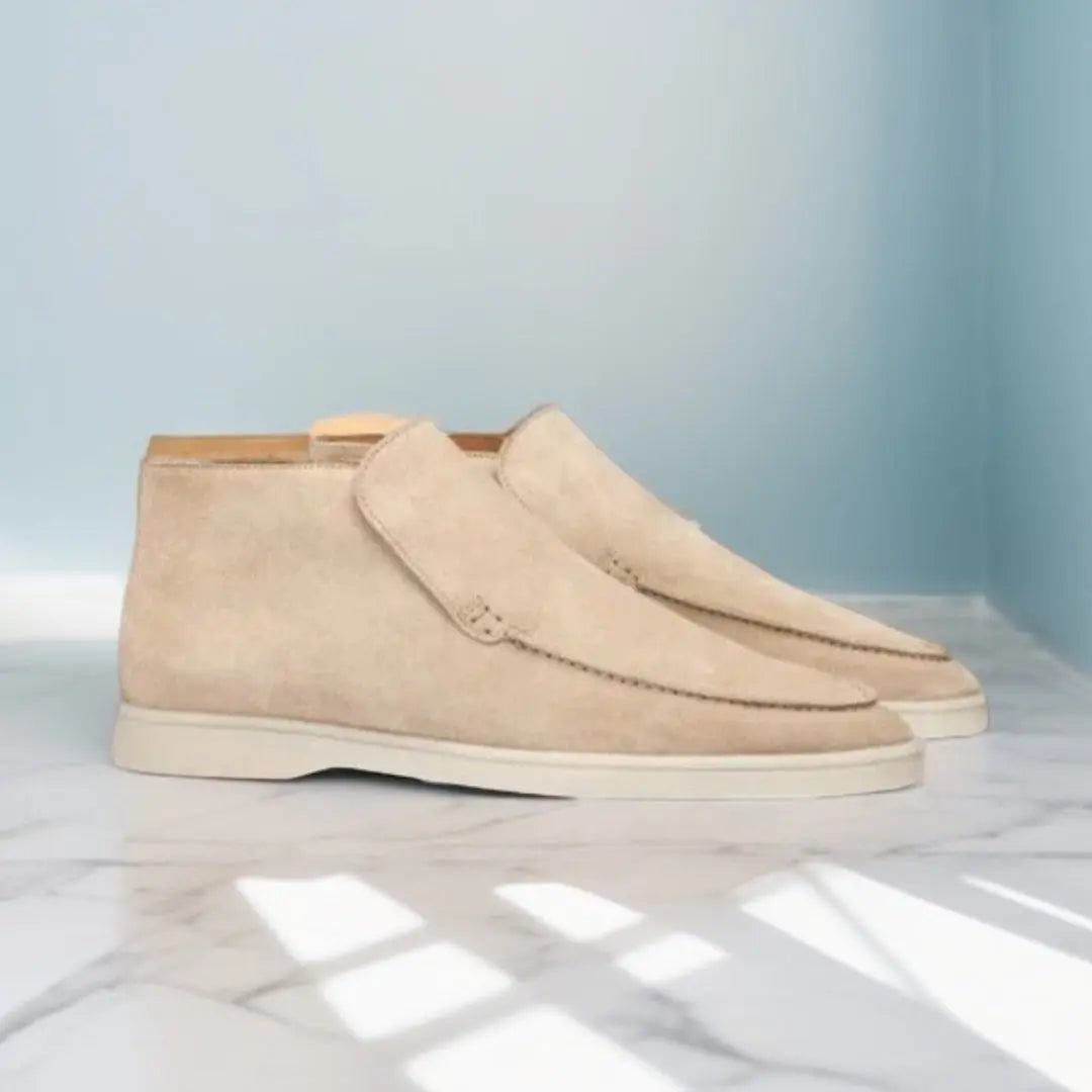 Comfortable Men's Loafers With Stitched Upper