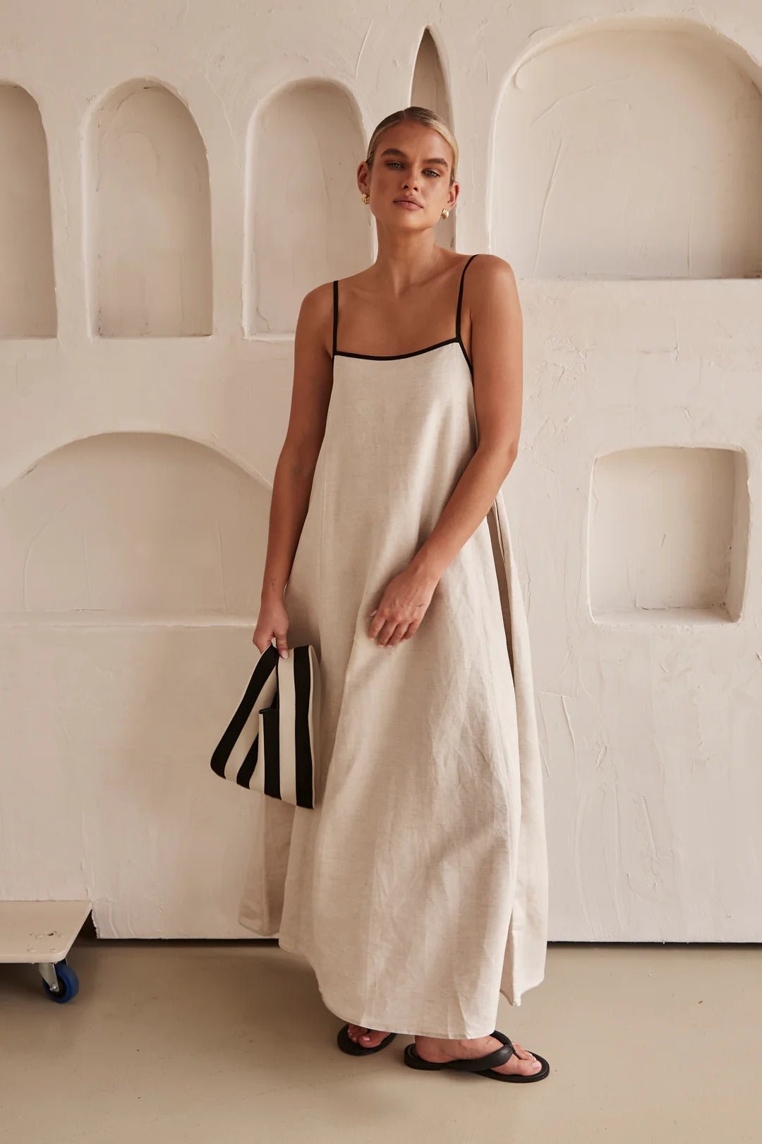 Relaxed-Fit Linen Maxi Dress Adjustable Straps