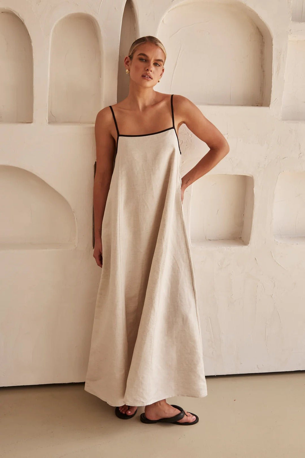 Relaxed-Fit Linen Maxi Dress Adjustable Straps