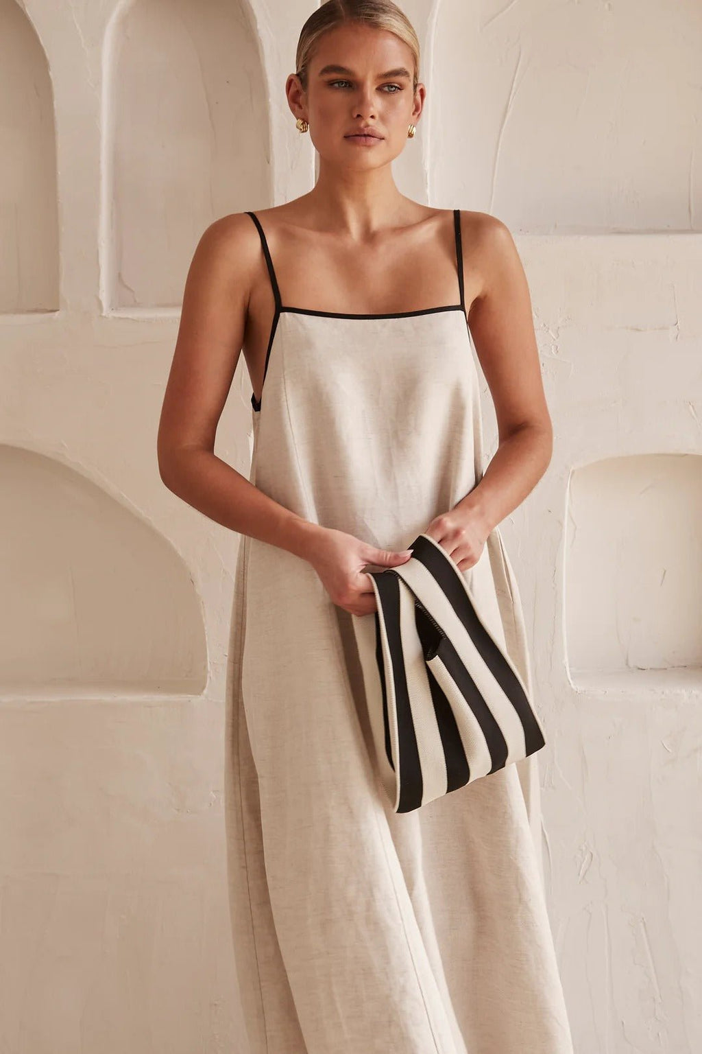 Relaxed-Fit Linen Maxi Dress Adjustable Straps