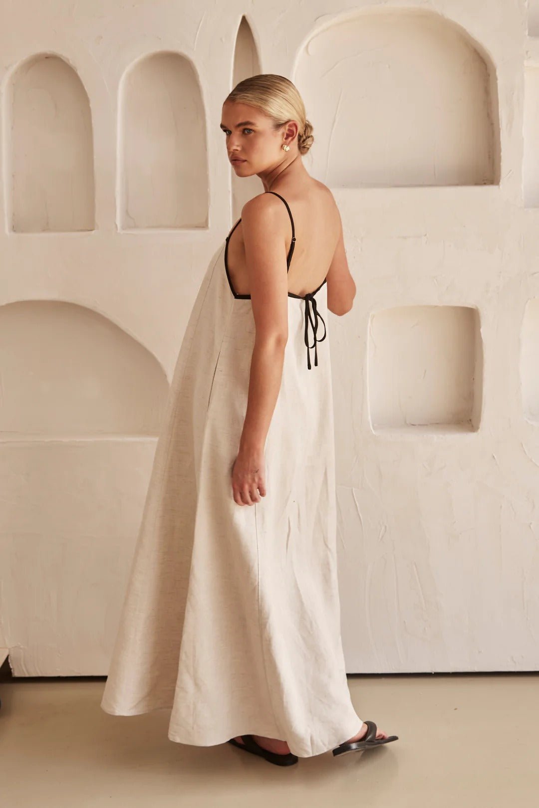Relaxed-Fit Linen Maxi Dress Adjustable Straps