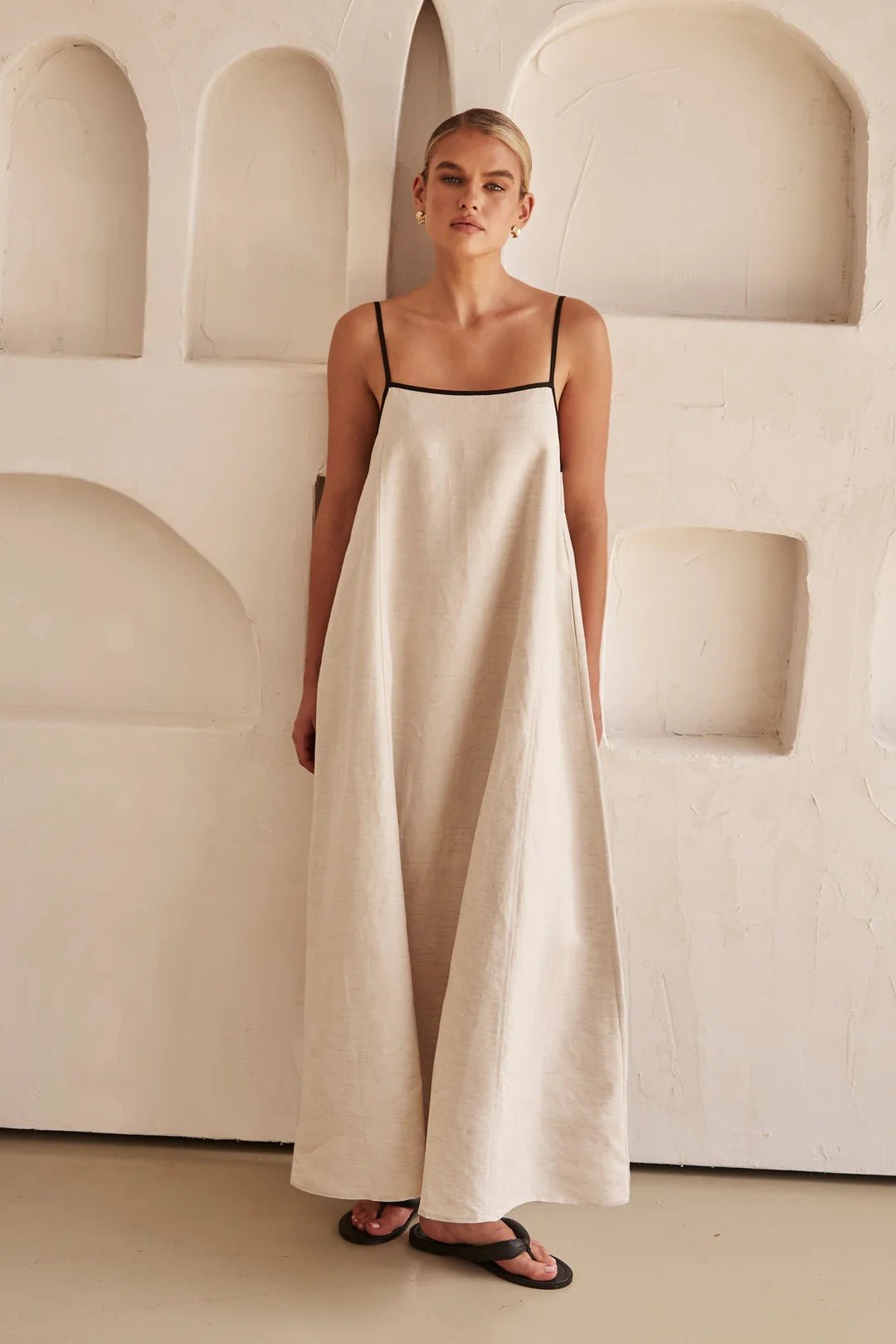 Relaxed-Fit Linen Maxi Dress Adjustable Straps